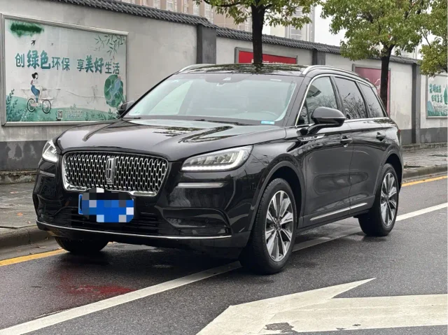Lincoln Corsair 2.0T 2WD Elegant Edition