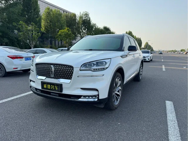 Lincoln Aviator 3.0T V6 4WD Executive Edition