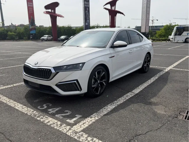 Skoda Octavia PRO TSI280 Premium Edition