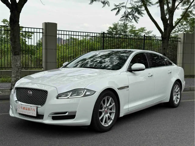 Jaguar XJ XJL 3.0 SC 2WD Elegant Business Edition