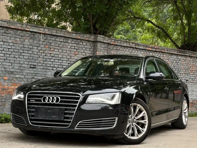 Audi A8 A8L 55 TFSI quattro Luxury Type