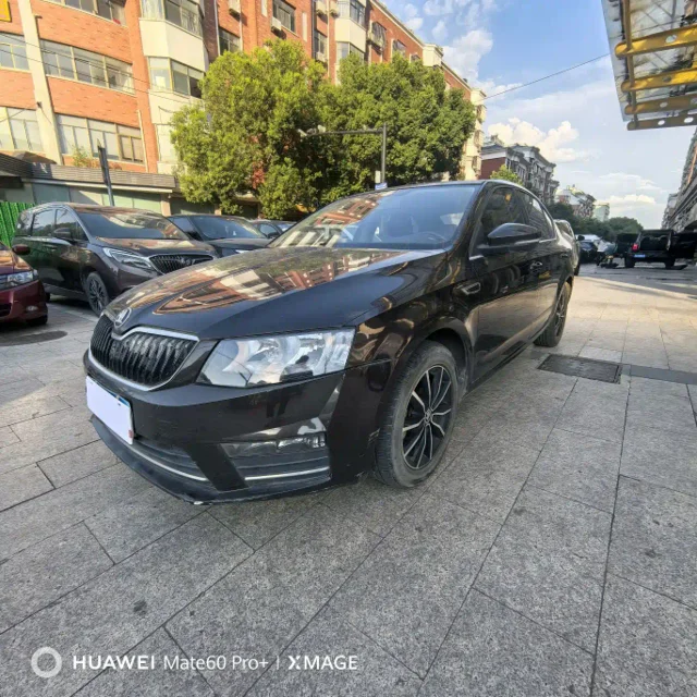 Skoda Octavia 1.6L Auto Smart Drive Edition
