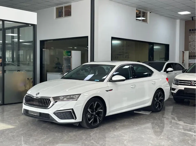 Skoda Octavia Facelift PRO TSI280 Premium Edition