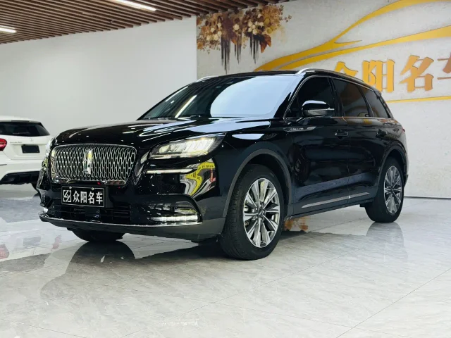 Lincoln Corsair 2.0T 2WD Elegant Edition