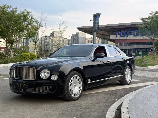 Bentley Mulsanne 6.8T Luxury Edition