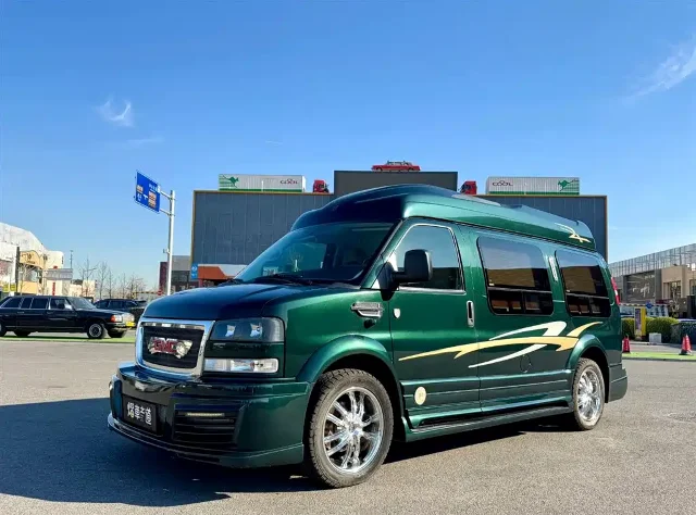 GMC Savana 5.3L 1500S Premium Edition