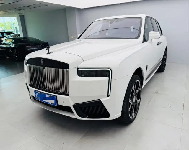Rolls-Royce Cullinan 4-seat Edition