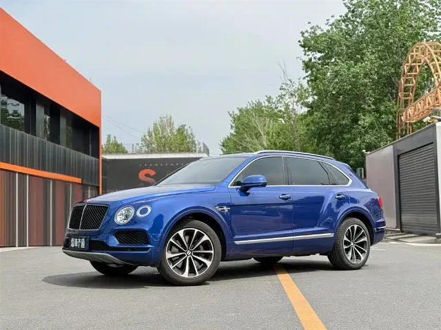 Bentley Bentayga 4.0T V8