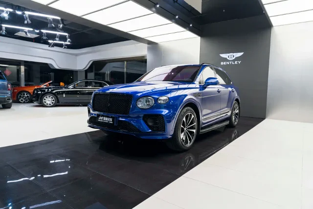 Bentley Bentayga 4.0T V8