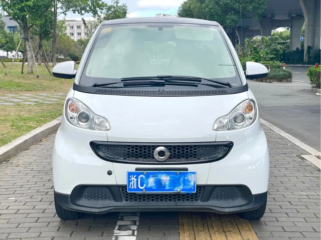 Smart fortwo 1.0 MHD Hardtop New Year Special Edition