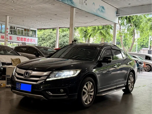 Honda Crosstour 2.4L Luxury Edition