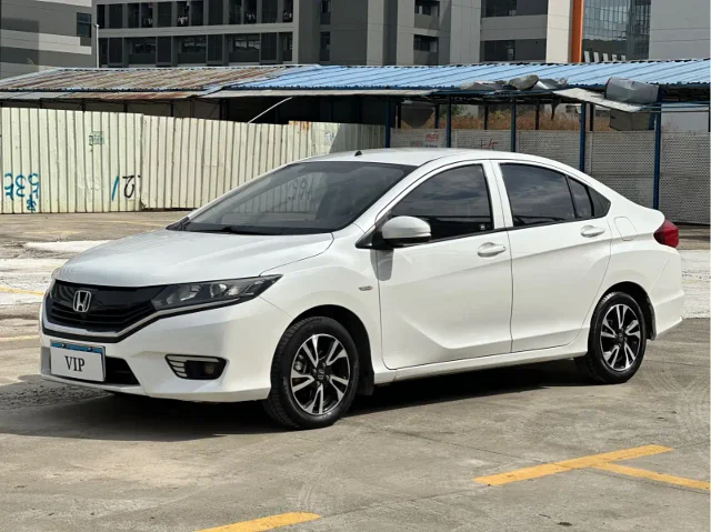 Honda Greiz 1.5L CVT Classic Edition