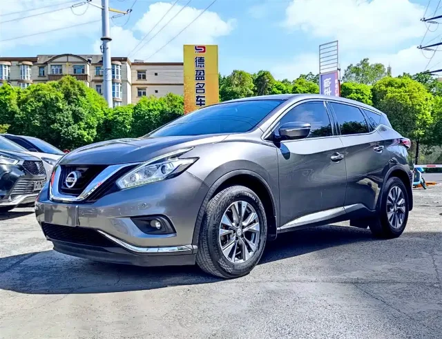 Nissan Murano 2.5L XL 2WD Smart Fashion Edition