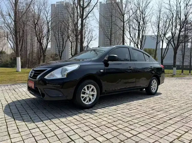 Nissan Sunny 1.5XE CVT Leading Edition