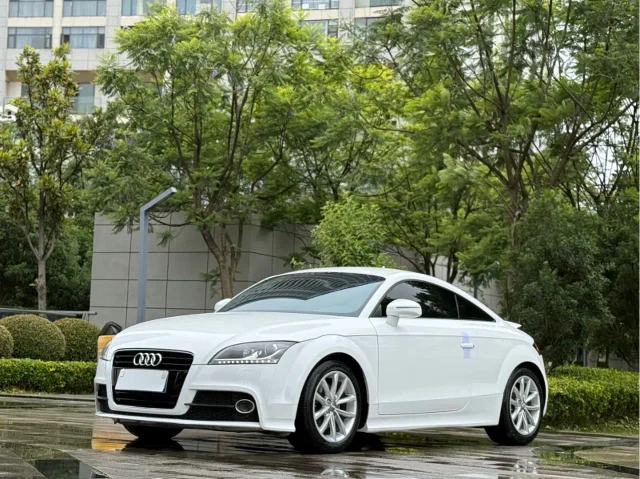 Audi TT TT Coupe 45 TFSI White Color Classic Edition