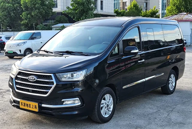 JAC Refine Refine M4 2.0L Manual Luxury Smart Type
