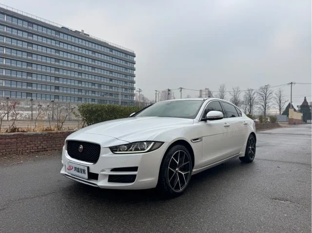 Jaguar XEL 2.0T 200PS Premium Edition