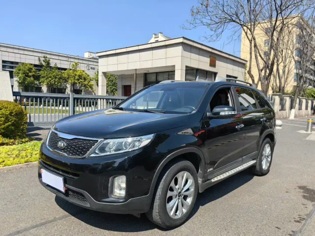 Kia Sorento 2.4L 5 seats Gasoline Luxury Edition