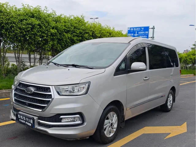 JAC Refine Refine M4 2.0L Manual Luxury Type