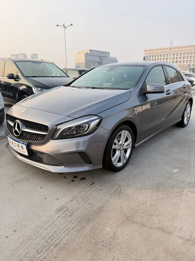 Mercedes-Benz A-Class (Import) A 200 Dynamic Type