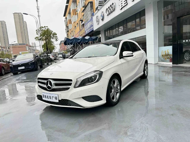 Mercedes-Benz A-Class (Import) A 200 Urban Type