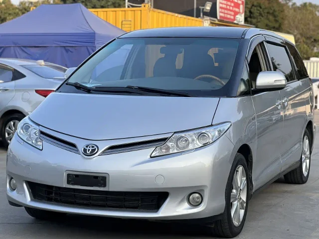 Toyota Previa 2.4L 7 seats Standard Edition