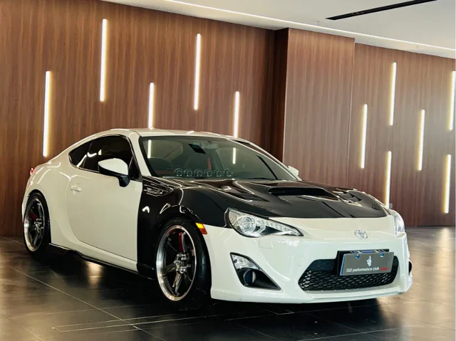 Toyota 86 2.0L Manual Luxury Type