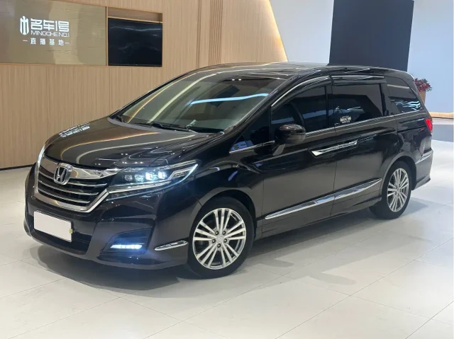 Honda Elysion 2.4L Luxury Edition