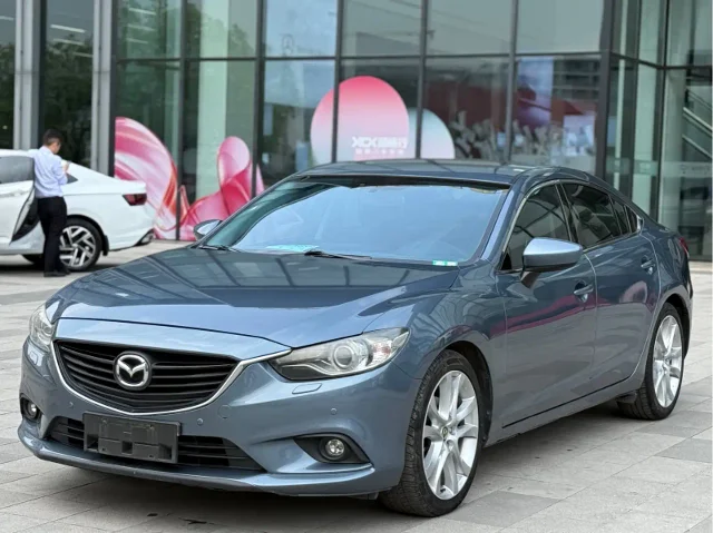 Mazda Atenza 2.5L Blue Sky Distinguished Edition