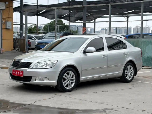 Skoda Octavia 1.6L Auto Comfort Handsome Edition