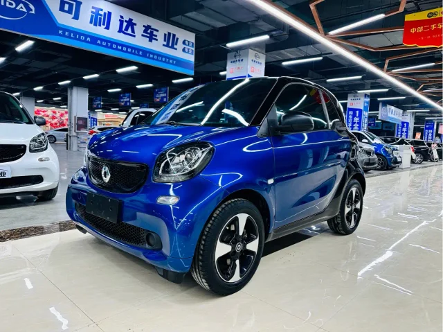 Smart fortwo 1.0L 52 kW Hardtop Passion Edition China V