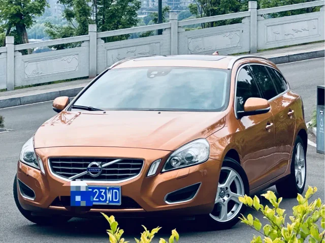 Volvo V60 T5 Comfort Edition