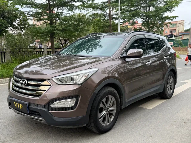 Hyundai Santa Fe 2.4L Auto 4WD Smart Type 5 seats