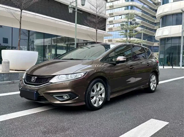 Honda Jade 1.8L Auto Comfort Edition 5 seats