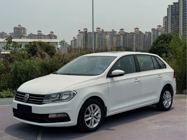 Volkswagen Santana Haona 1.6L Auto Comfort Edition