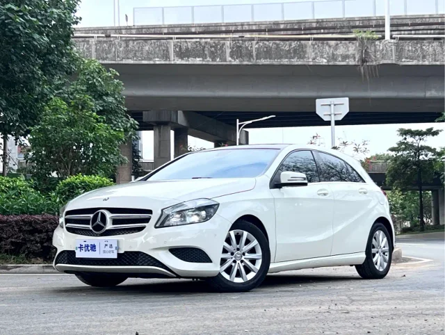 Mercedes-Benz A-Class (Import) A 180 Fashion Type
