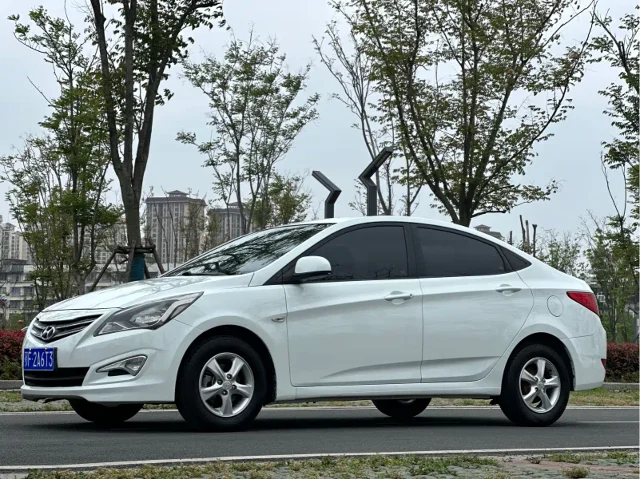 Hyundai Verna 1.4L Auto Smart Type GLS