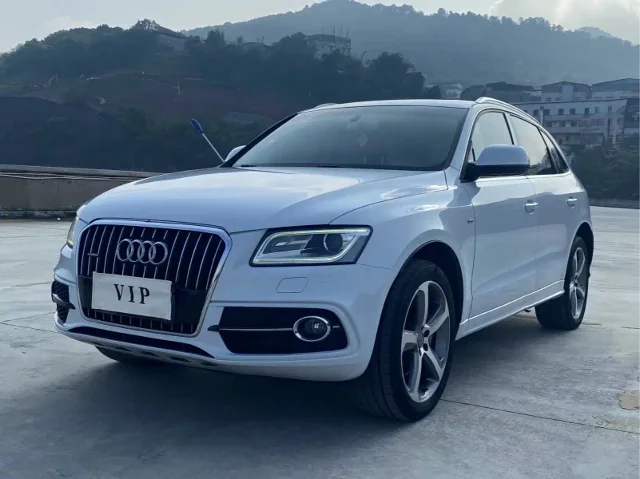 Audi Q5 (Import) 45 TFSI quattro Sport Type