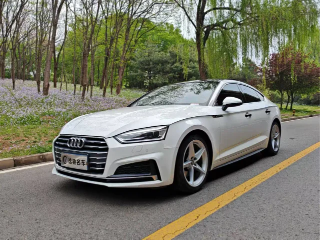 Audi A5 (Import) Sportback 40 TFSI Fashion Type