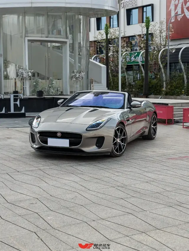Jaguar F-TYPE 3.0 SC Convertible Edition