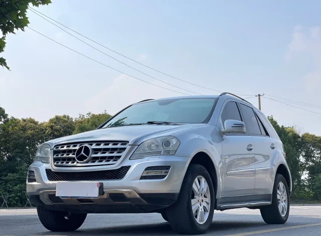 Mercedes-Benz M-Class ML 300 4MATIC