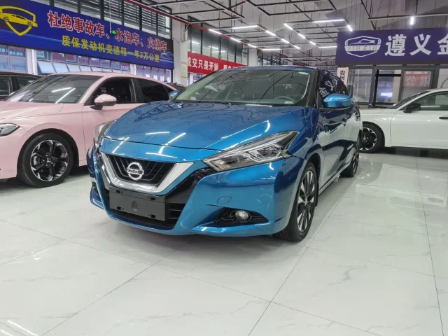 Nissan Bluebird 1.6L CVT Smart Cool Trend Sound Edition