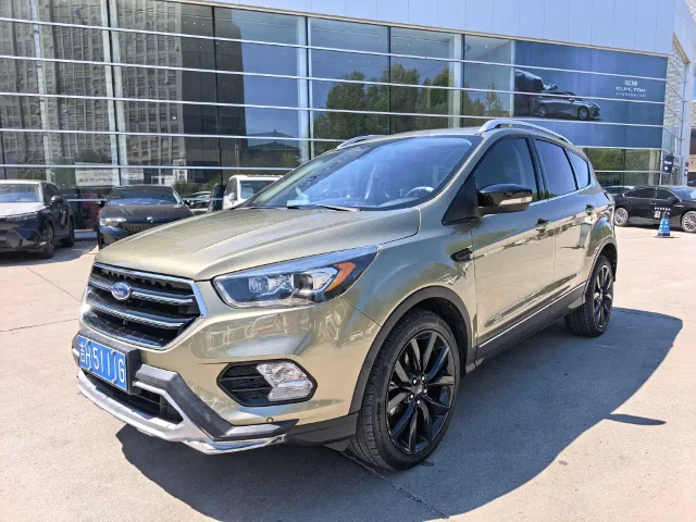 Ford Kuga EcoBoost 245 4WD Sport Type