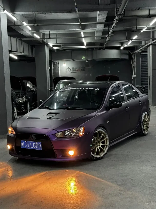 Mitsubishi Lancer EX Fashion Edition 1.8L Manual Luxury Type