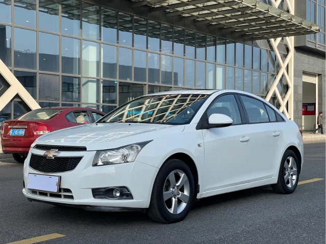 Chevrolet Cruze 1.8L SE AT