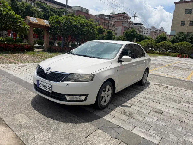 Skoda Rapid 1.6L Auto Smart Select Type