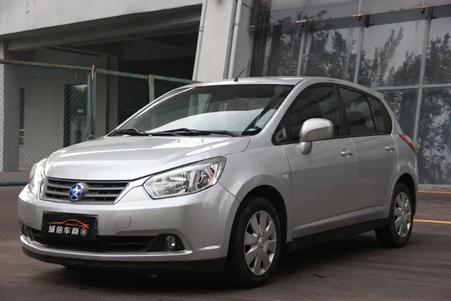 Venucia R50 1.6L Auto Fashion Edition