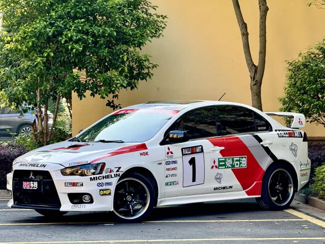 Mitsubishi Lancer EX Fashion Edition 1.8L Manual Luxury Type