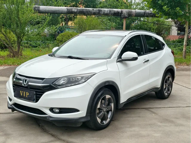 Honda Vezel 1.8L CVT 2WD Luxury Type