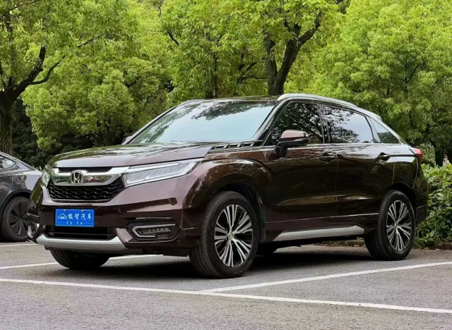 Honda Avancier 370TURBO 4WD Premium Edition